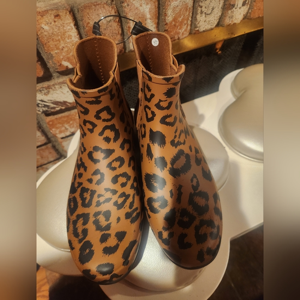 Hunter Brown Leopard Print Ankle Boots Size 10